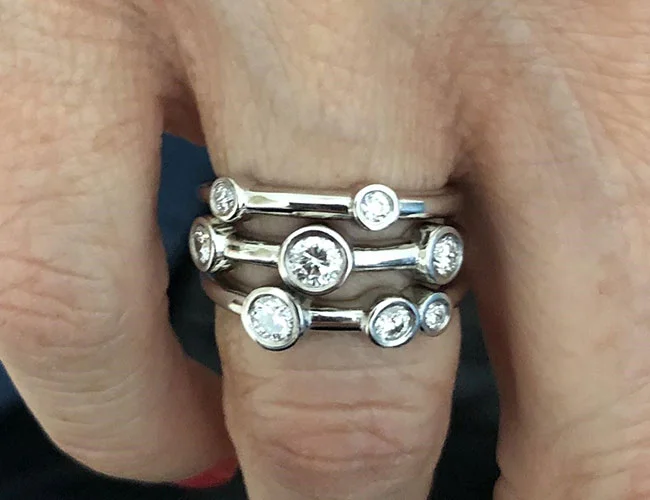 Memorial diamond jewellery shown with the review by Lorna, UK
