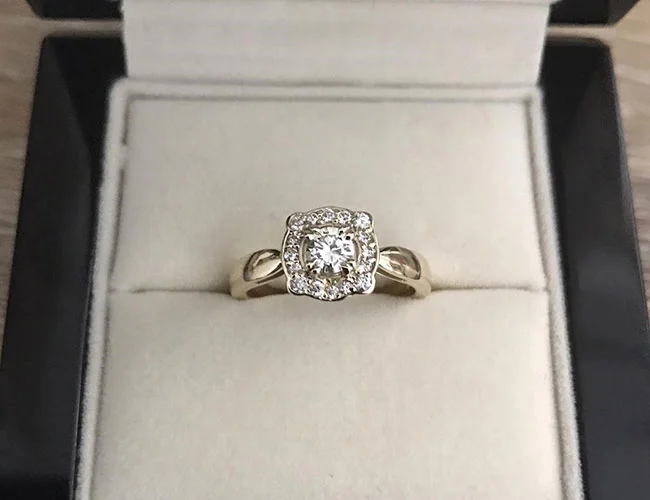 Memorial diamond jewellery shown with the review by Ruth, UK